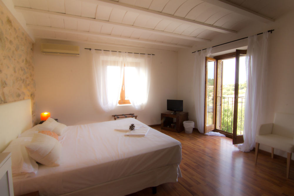 Ca'N Calco Hotel มากาลุฟ ภายนอก รูปภาพ